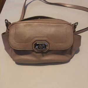 ✰ Coach Crossbody ✰ (PINK)